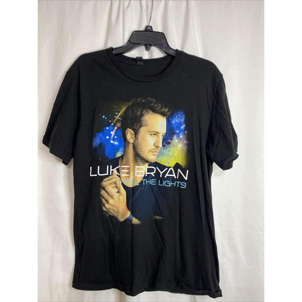 District Luke Bryan T-Shirt Mens Large Black Good Kill The Lights Tour Graphic